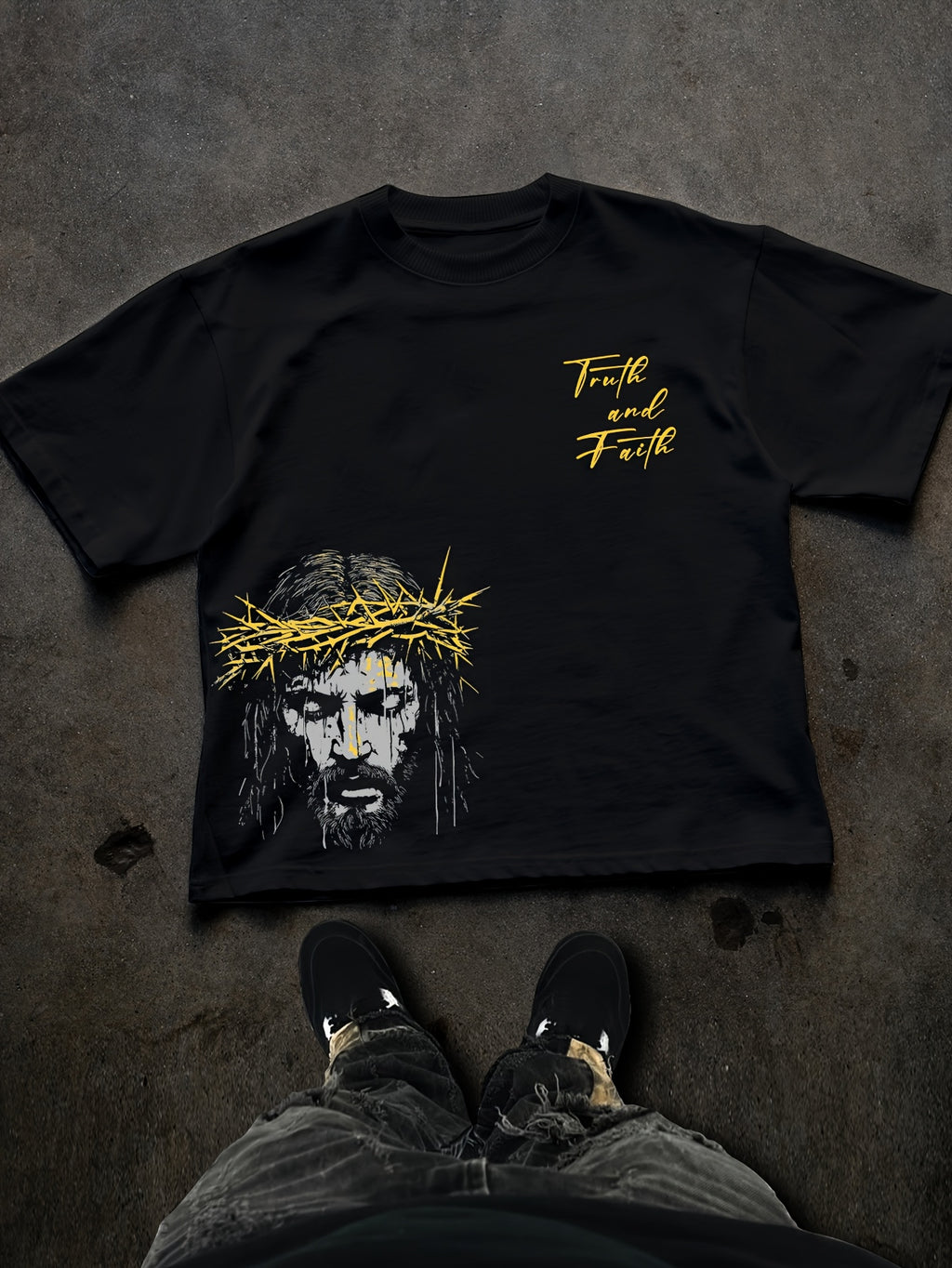 Men's Jesus Portrait Graphic T-Shirt with Thorns & Blood Splatter Art - Streetwear Style Loose Fit Breathable Summer Tee for Casual Outdoor Wear, Bold Street Style | Comfortable Fabric